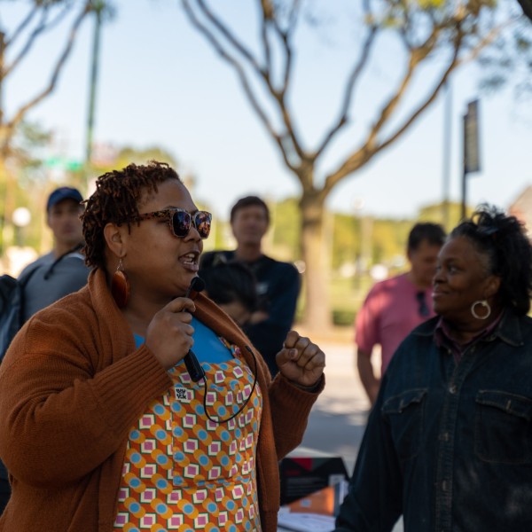 Frankye Payne of MSA speaks at a bicycling event in Chicago, Illinois.